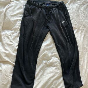 Nike Men's Dark Joggers with Logo